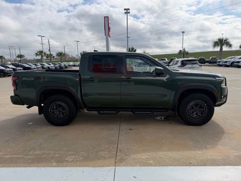 Used 2025 Nissan Frontier PRO-4X image 6