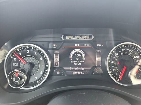 Used 2021 RAM 1500 Big Horn w/ Built-to-serve Edition AWD/4WD image 31