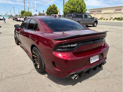 Used 2019 Dodge Charger Scat Pack RWD image 16