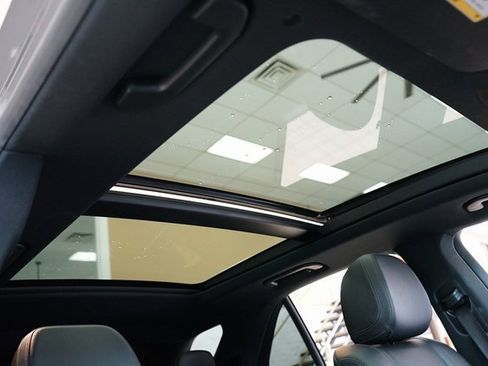 Used 2021 Mercedes-Benz GLE 350 GLE 350 w/ Premium Package image 9