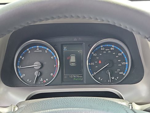 Used 2017 Toyota RAV4 Limited FWD image 13