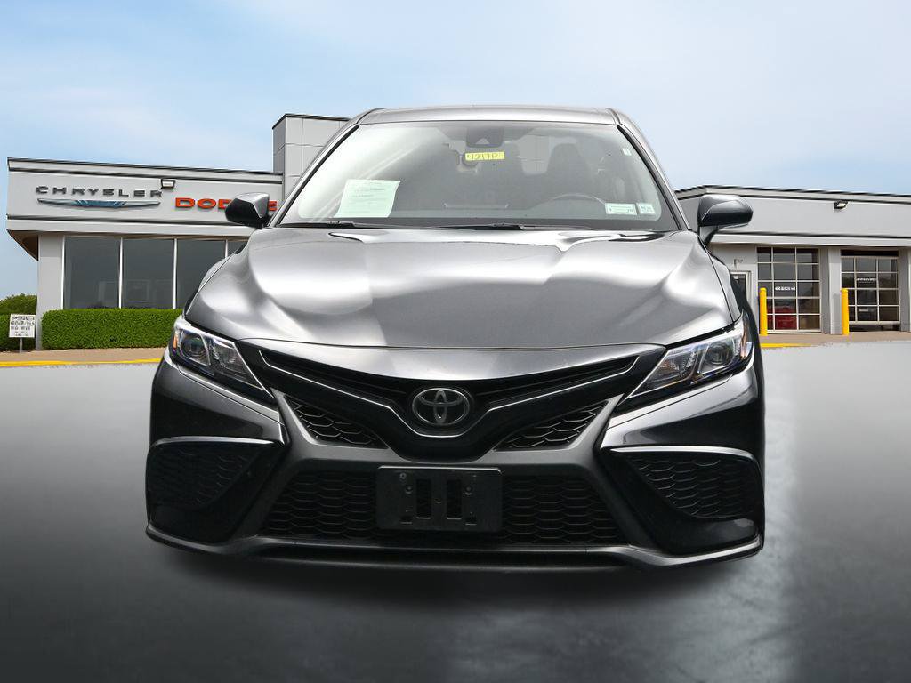 Used 2024 Toyota Camry SE FWD image 8