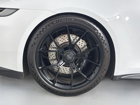 Used 2022 Porsche 911 GT3 RWD image 13