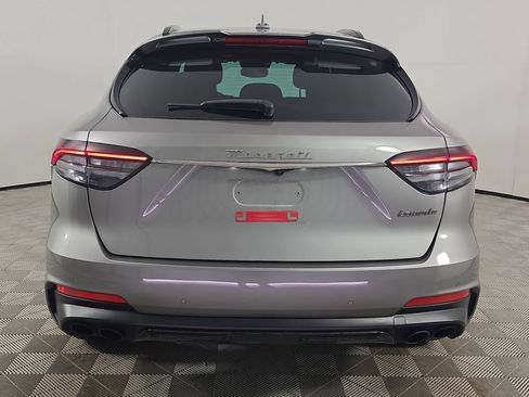 Used 2022 Maserati Levante Modena AWD/4WD image 6