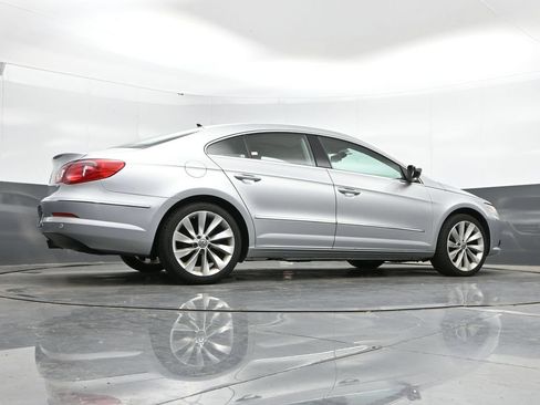 Used 2010 Volkswagen CC Luxury FWD image 35