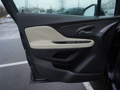 Used 2021 Buick Encore Preferred w/ Safety Package image 14