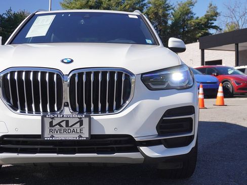 Used 2023 BMW X5 xDrive40i w/ Premium Package image 18