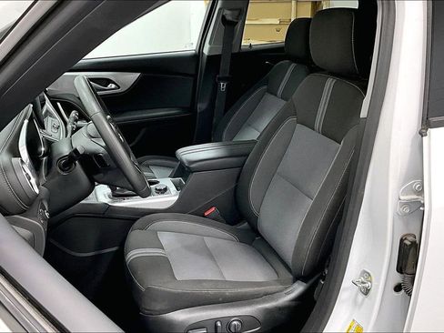 Used 2024 Chevrolet Blazer LT w/ Convenience Package FWD image 30