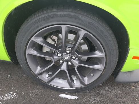 Used 2023 Dodge Challenger R/T w/ T/A Package image 16