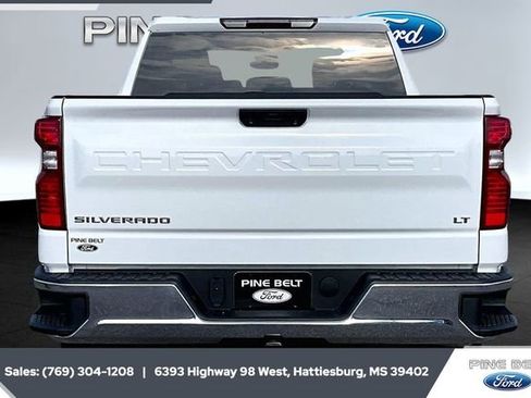 Used 2023 Chevrolet Silverado 1500 LT image 4