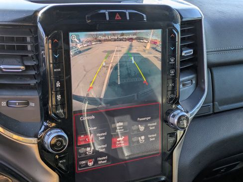 Used 2019 RAM 1500 Laramie image 20