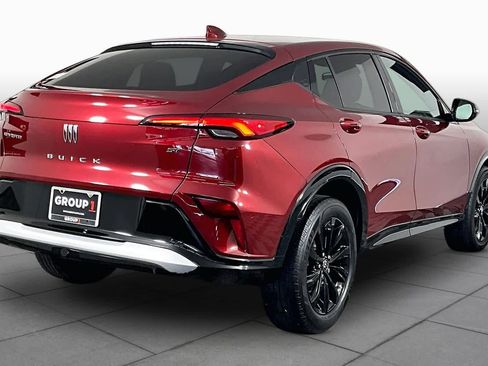 Used 2024 Buick Envista Sport Touring w/ Advanced Safety Package image 13