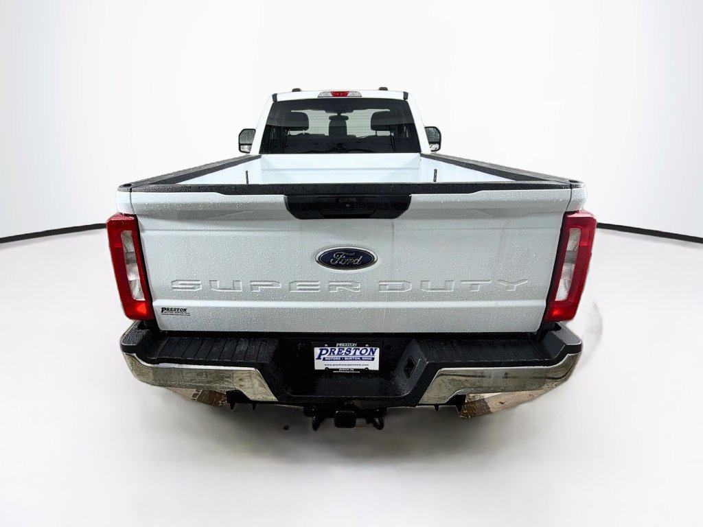Used 2022 Ford F350 XL w/ STX Appearance Package AWD/4WD image 6
