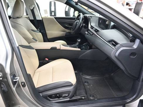 Used 2021 Lexus ES 250 w/ Premium Package AWD/4WD image 11
