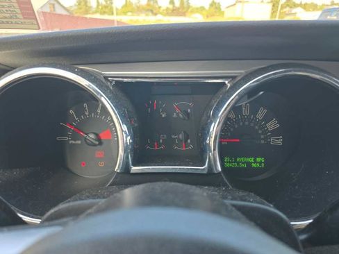 Used 2007 Ford Mustang Premium RWD image 7