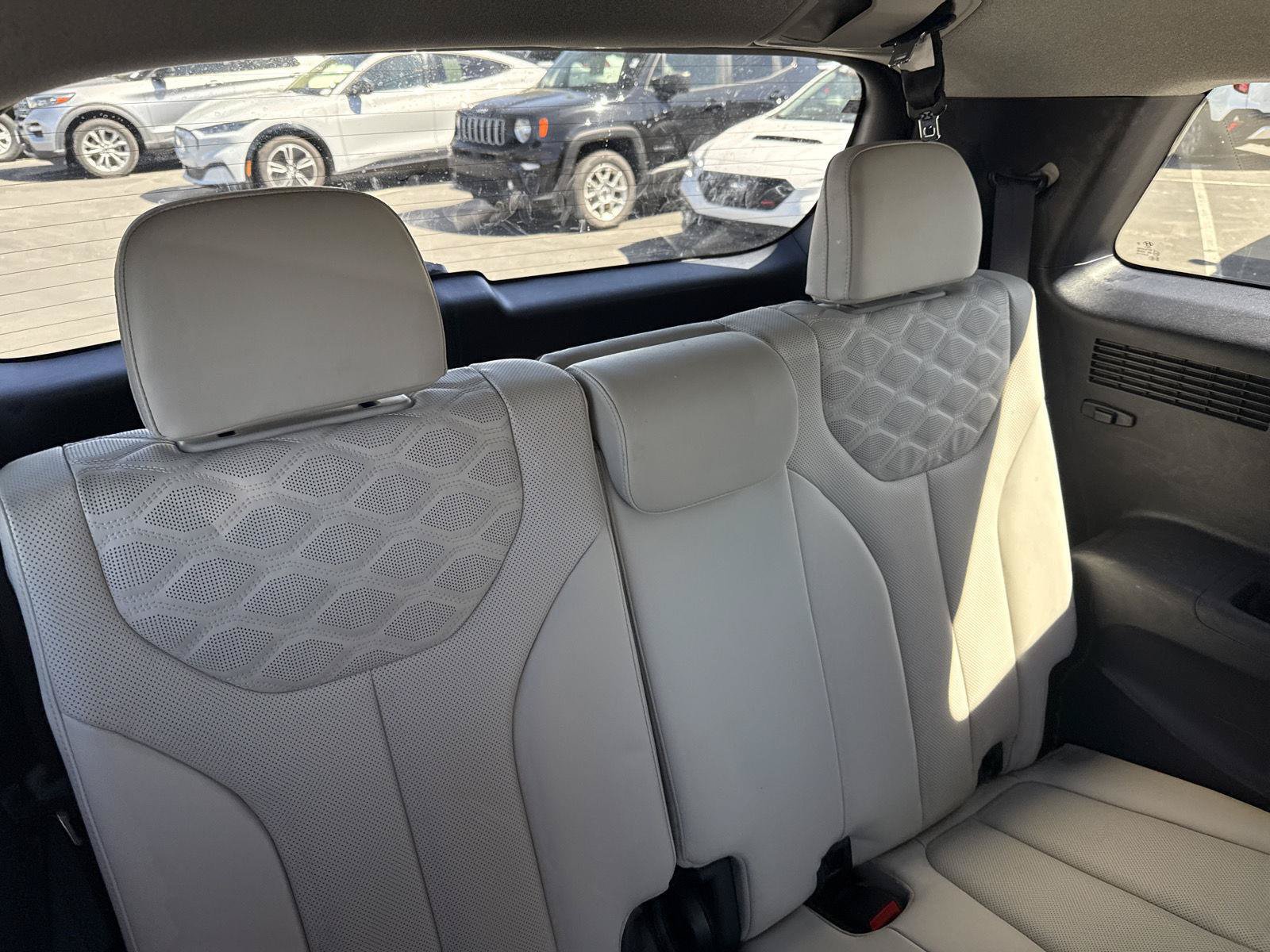 Used 2022 Hyundai Palisade Limited AWD/4WD image 30