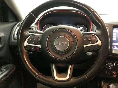 Used 2019 Jeep Compass Trailhawk w/ Leather Interior Group AWD/4WD image 16