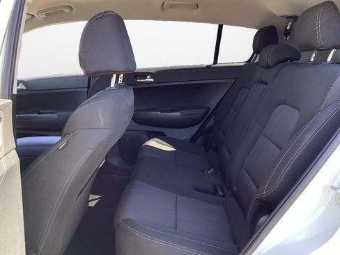 Used 2022 Kia Sportage LX FWD image 16