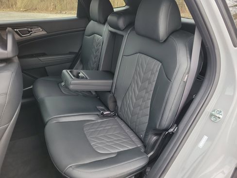 Used 2024 Kia Sportage X-Pro image 16