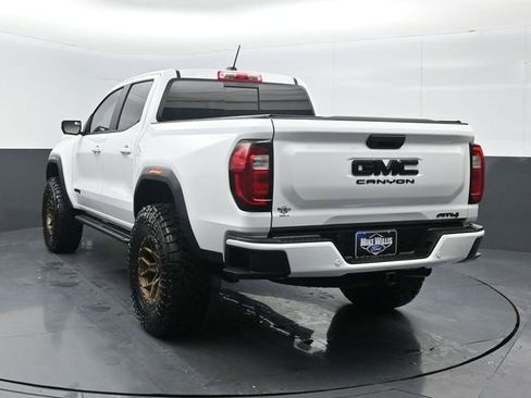 Used 2023 GMC Canyon AT4 w/ Technology Package image 5