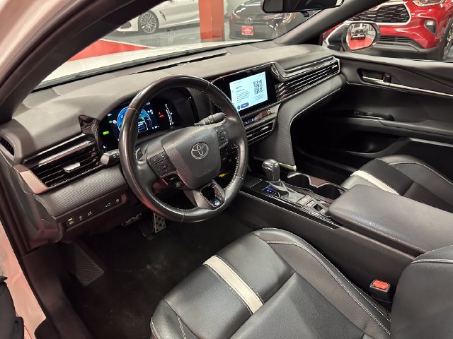 Certified 2025 Toyota Camry SE FWD image 11