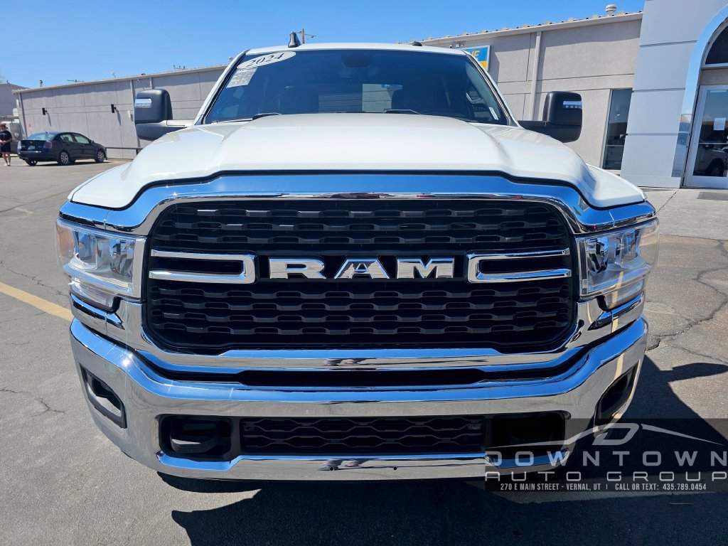 Used 2024 RAM 2500 Big Horn AWD/4WD image 8