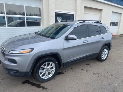 Used 2014 Jeep Cherokee Latitude image 1