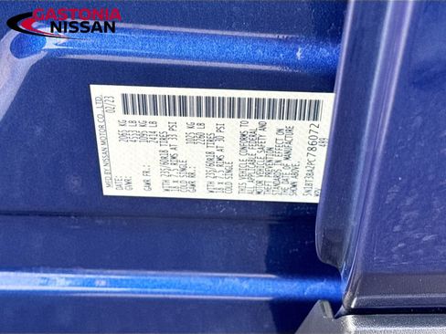 Used 2023 Nissan Rogue SV image 37