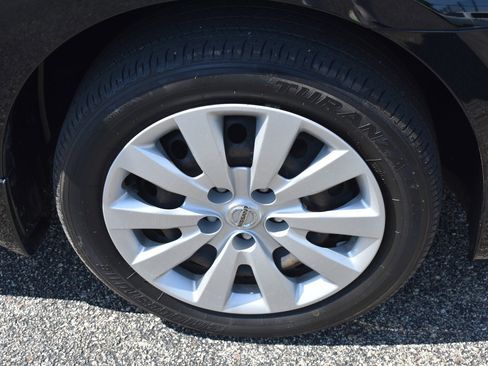 Used 2019 Nissan Sentra S FWD image 11