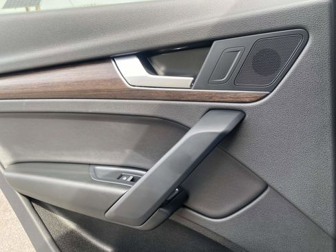 Certified 2023 Audi Q5 2.0T Premium w/ Convenience Package image 14