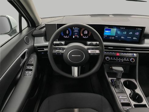 New 2026 Hyundai Sonata SE FWD image 12
