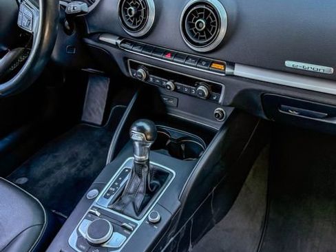 Used 2017 Audi A3 e-tron Premium FWD image 31