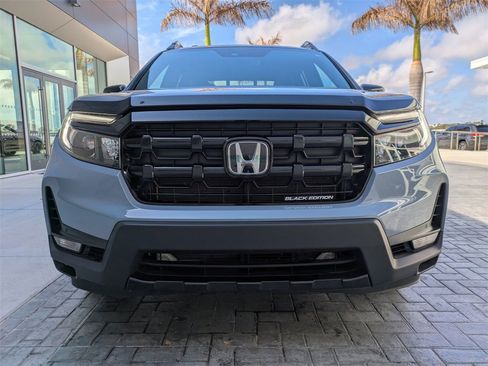 Used 2024 Honda Ridgeline Black Edition image 10