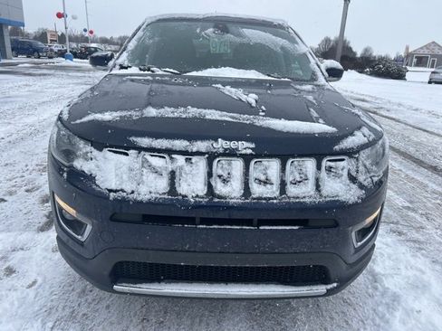 Used 2018 Jeep Compass Limited image 2