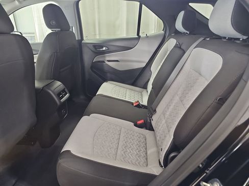 Used 2023 Chevrolet Equinox LS w/ LS Convenience Package image 17