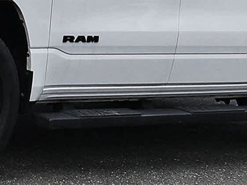 Used 2023 RAM 1500 Big Horn image 32