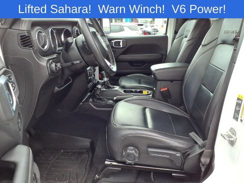 Used 2021 Jeep Wrangler Unlimited Sahara w/ LED Lighting Group AWD/4WD image 8