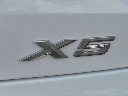Used 2024 BMW X5 xDrive40i w/ Premium Package AWD/4WD image 13