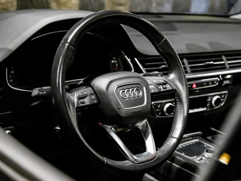 Used 2017 Audi Q7 3.0T Prestige image 15