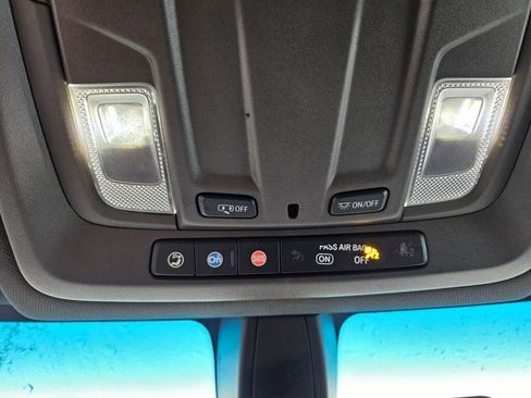 Used 2020 Chevrolet Silverado 1500 LT w/ Fleet Comfort Package image 7