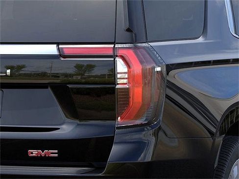 New 2026 GMC Yukon Denali image 11