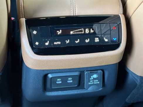 New 2026 INFINITI QX60 Autograph w/ Dark Cargo Package image 13