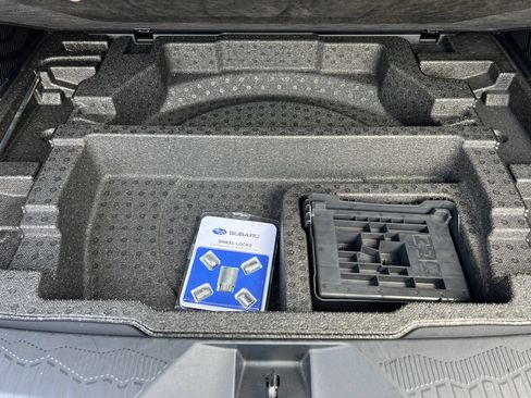 Used 2025 Subaru Forester Limited AWD/4WD image 19