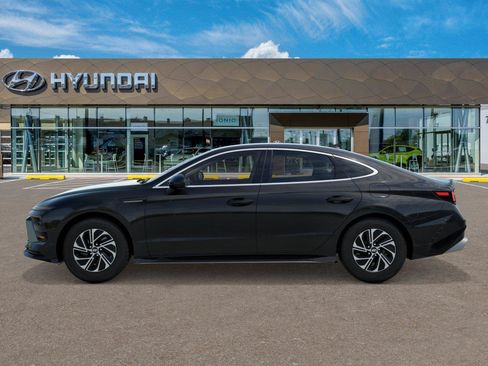 New 2026 Hyundai Sonata Blue FWD image 3