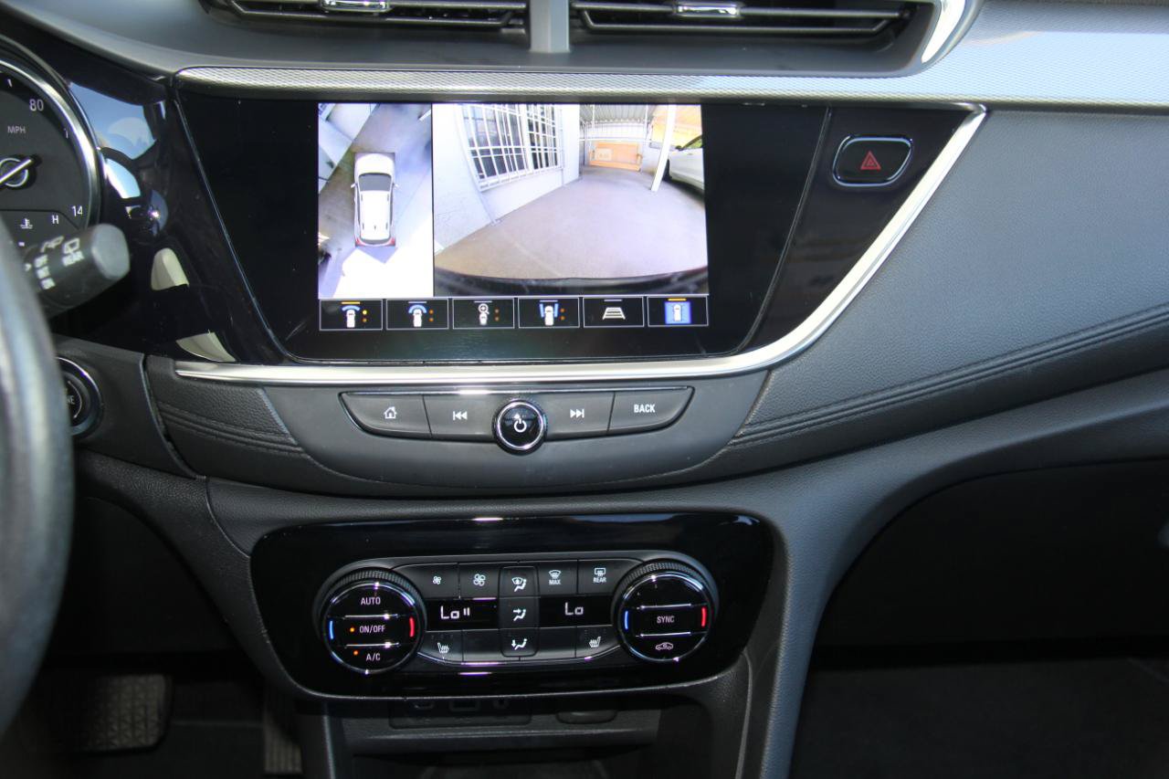 Used 2021 Buick Encore GX Essence w/ Advanced Technology Package AWD/4WD image 17