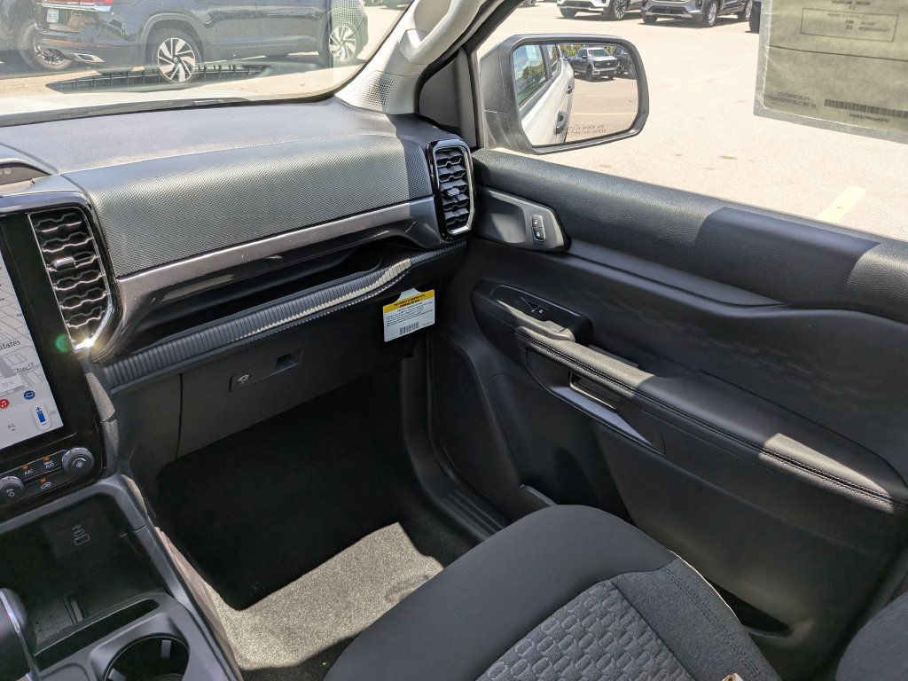 New 2026 Ford Ranger XLT w/ Black Appearance Package RWD image 14