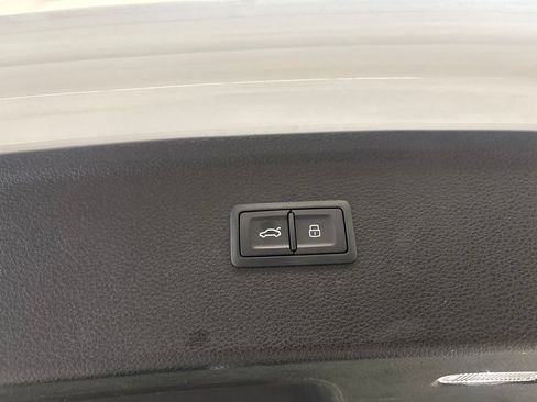 Used 2023 Audi Q5 2.0T Premium Plus w/ Premium Plus Package AWD/4WD image 25