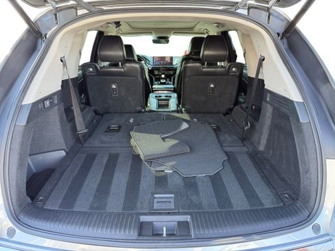 Used 2025 Acura MDX SH-AWD w/ Technology Package image 17