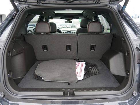 Used 2022 Chevrolet Equinox RS w/ RS Leather Package image 7