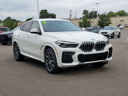 Used 2022 BMW X6 xDrive40i w/ M Sport Package AWD/4WD image 7